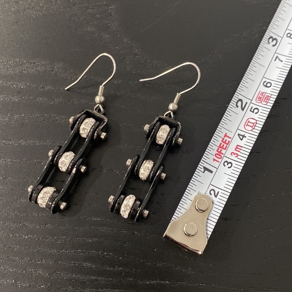 Black and Silver Bike Chain Earrings - Picture 4 of 5